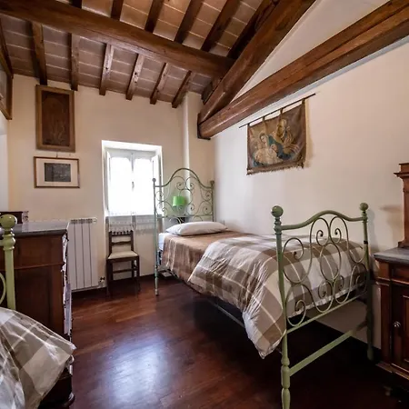 Casa Spagnoli Апартаменты Ассизи